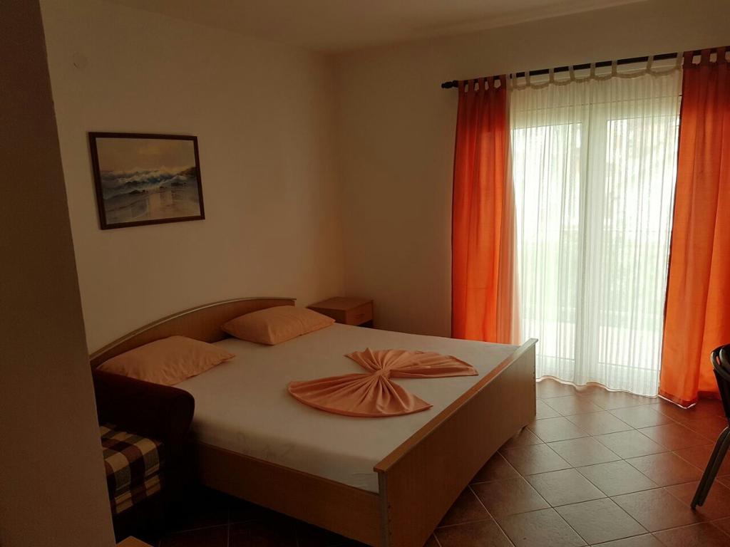 Guesthouse Mb Knezevic Budva Bagian luar foto